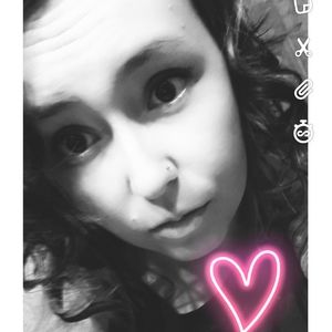 Meet your Posher, Emilie